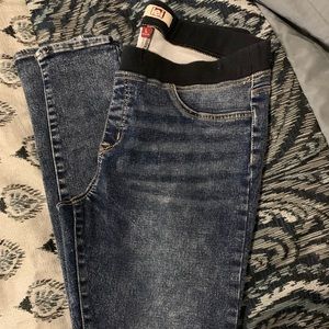 lei size L jeggings